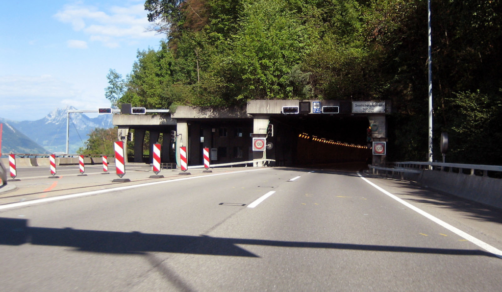 Seelisbergtunnel Nordportal